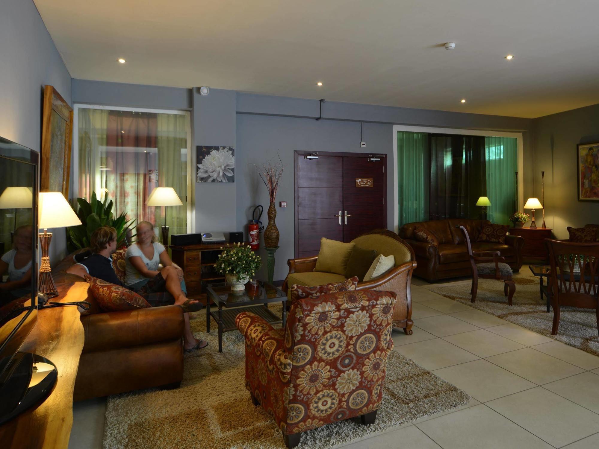 Hotel Sarah Nui Παπεέτε Εξωτερικό φωτογραφία